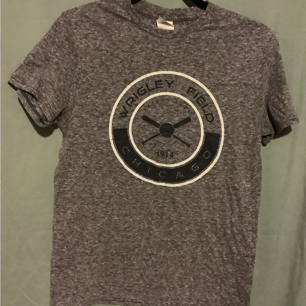Wrigley Field Heathered Navy T-Shirt